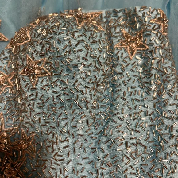 Sherri Hill Ice Blue Strapless Prom Dress with Beaded Star Design Size 4 - Picture 5 of 8